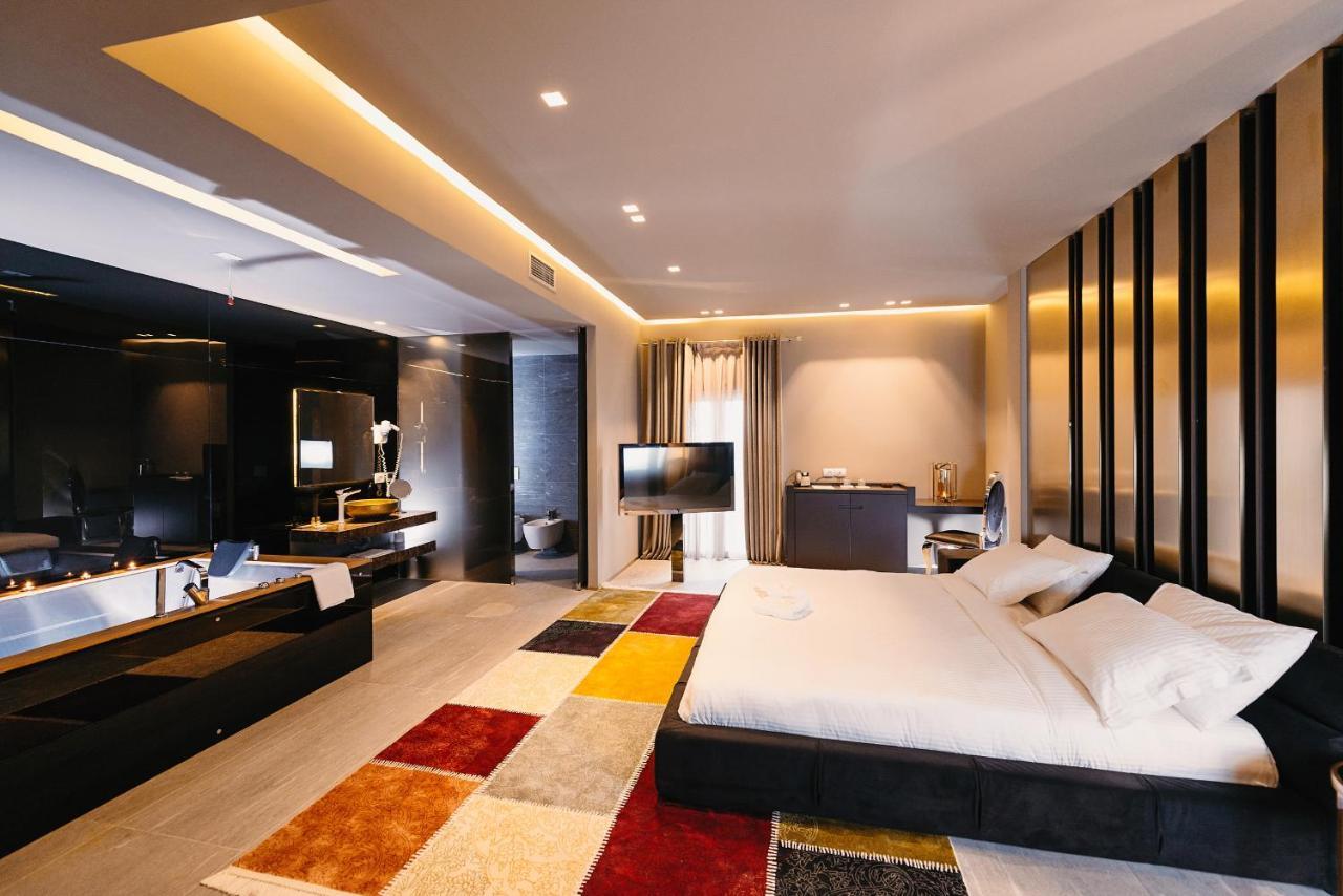 Hotel Egnatia Berxull ภายนอก รูปภาพ