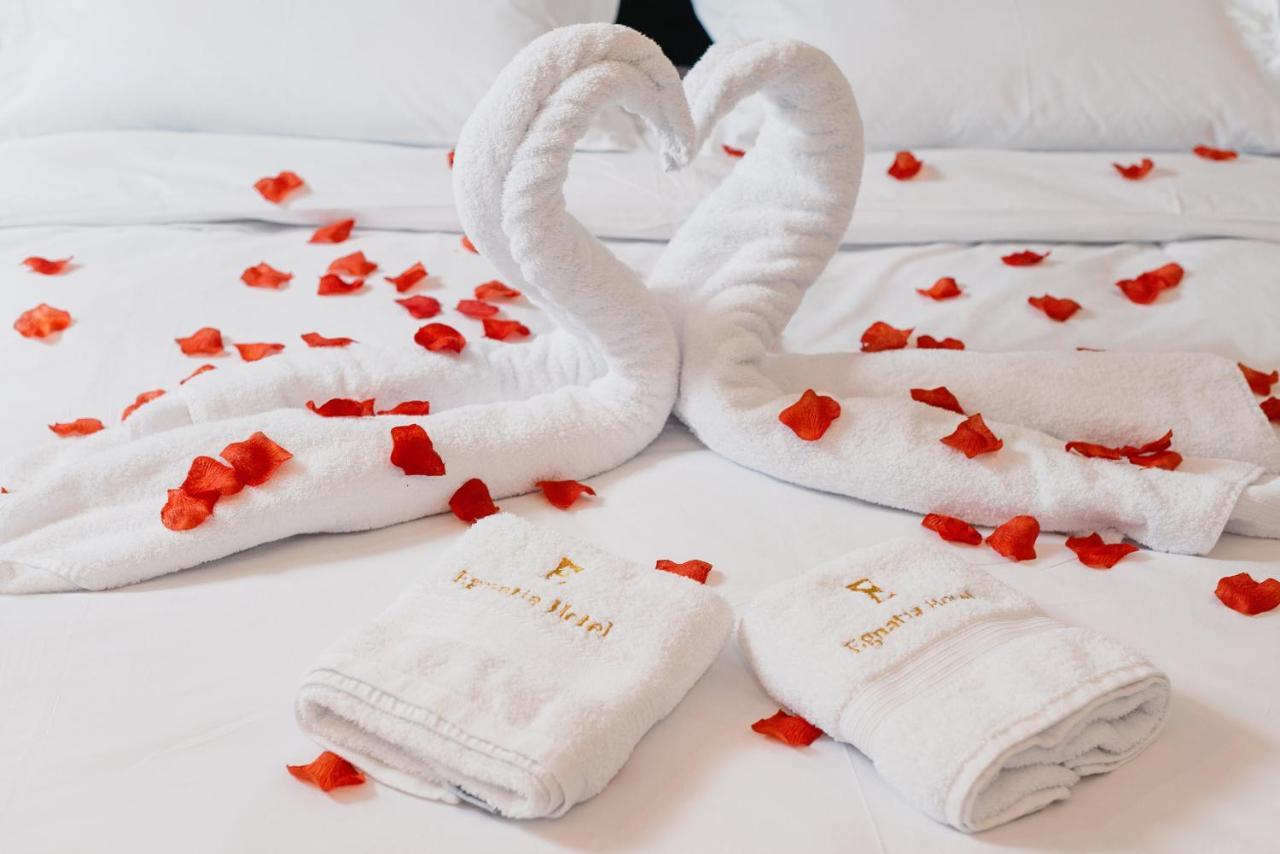 Hotel Egnatia Berxull ภายนอก รูปภาพ