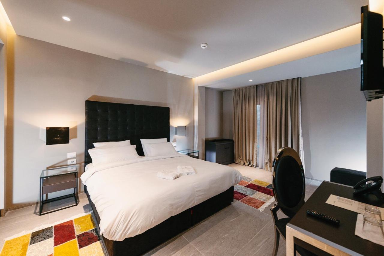 Hotel Egnatia Berxull ภายนอก รูปภาพ