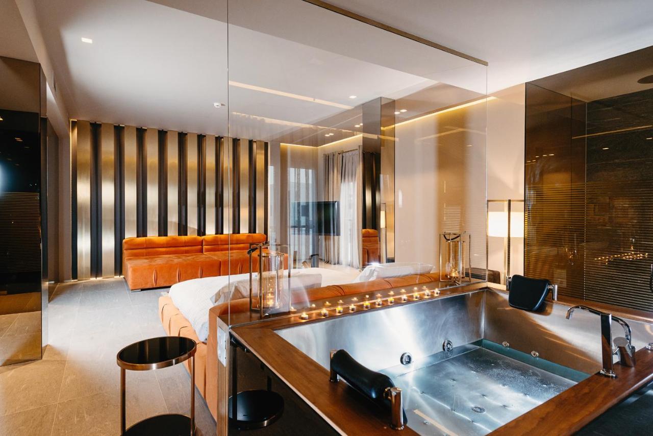Hotel Egnatia Berxull ภายนอก รูปภาพ