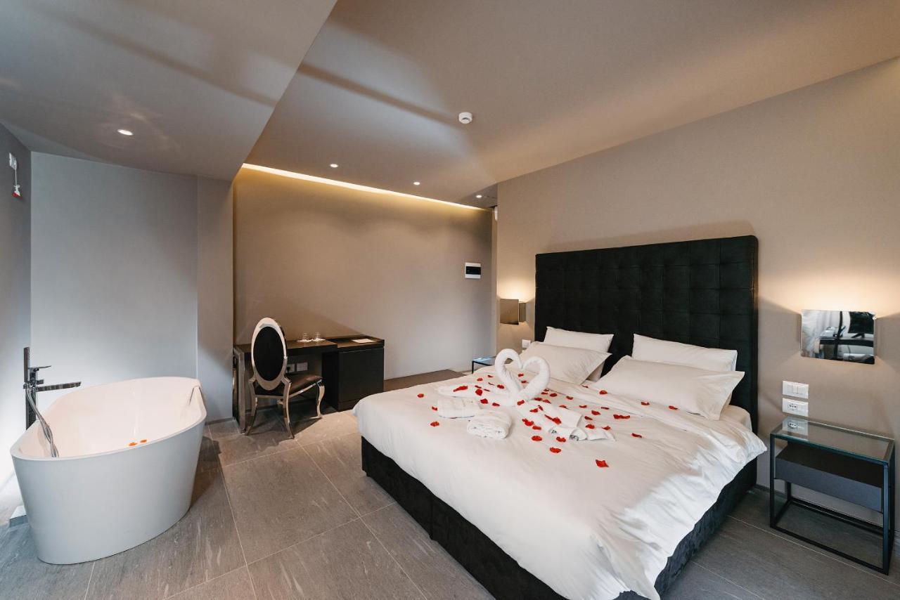 Hotel Egnatia Berxull ภายนอก รูปภาพ