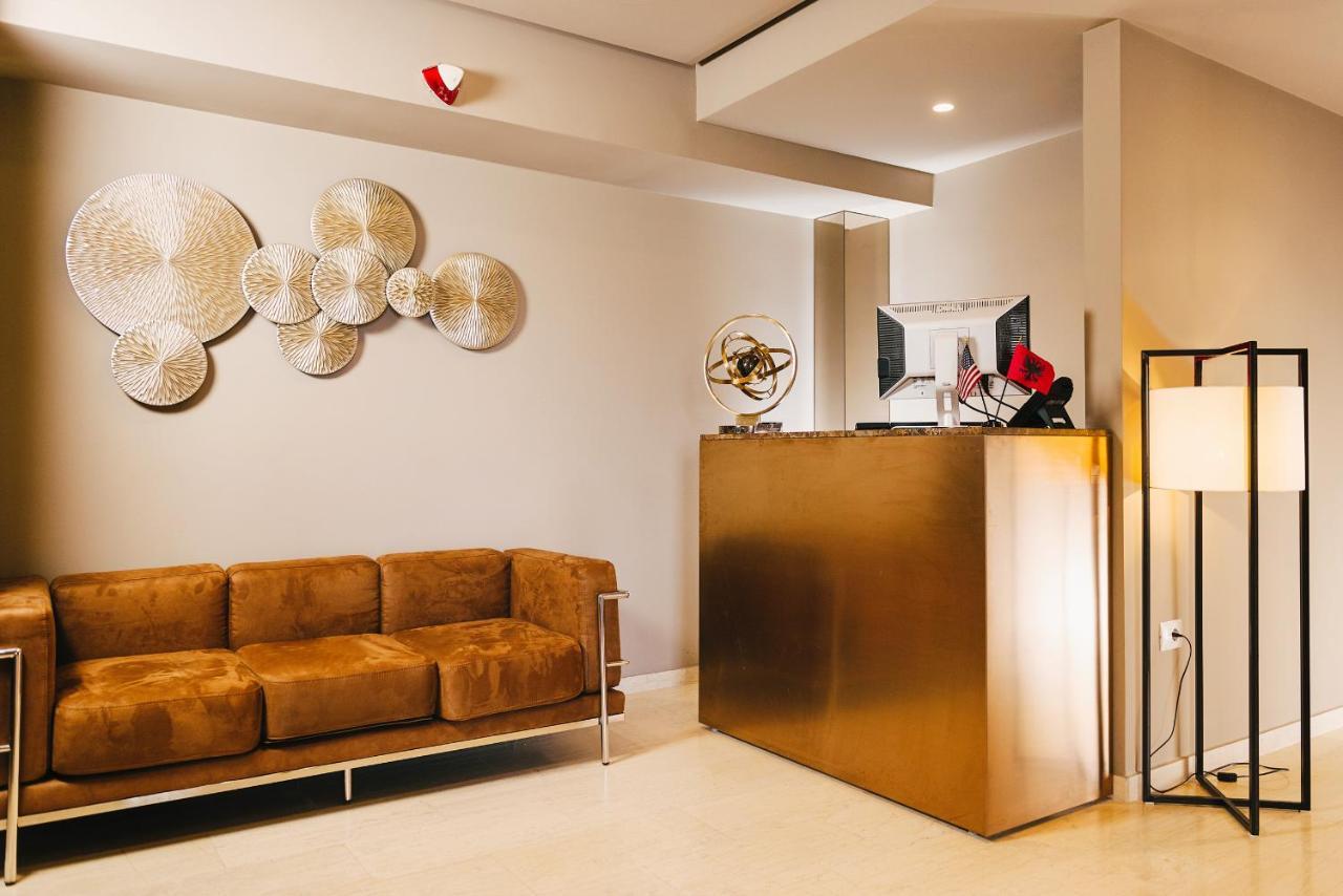 Hotel Egnatia Berxull ภายนอก รูปภาพ